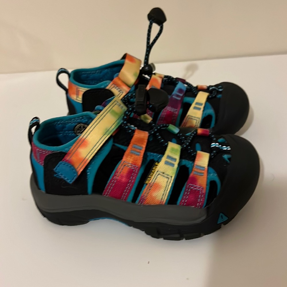 ! Keen sandals kids